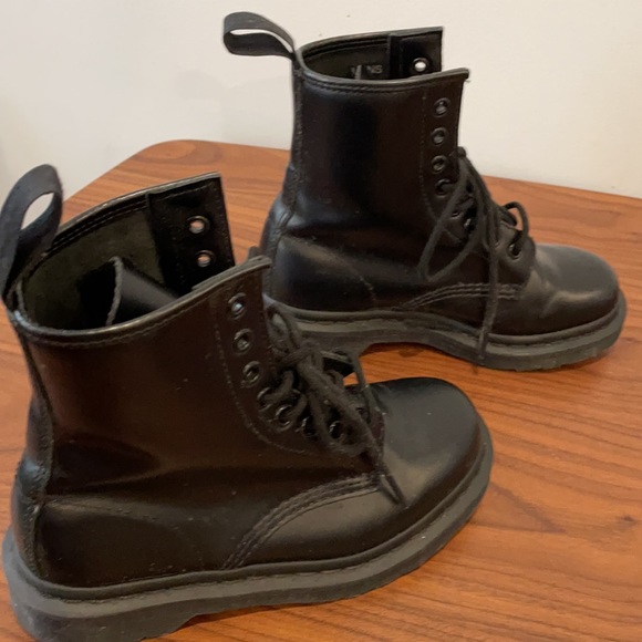 Doc Martens black combat boots - Picture 4 of 5